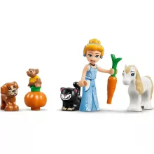 LEGO® Disney 43283 Hamupipőke kastélya és állatbarátai