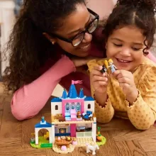 LEGO® Disney 43283 Hamupipőke kastélya és állatbarátai