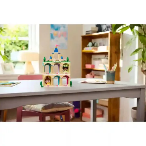 Lego Disney 43291 Mini Belle és Tiana babák kastéllyal
