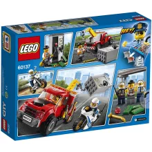 Lego City 60137 Bajba került vontató