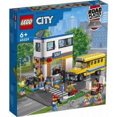 Lego City 60329 Iskola és iskolabusz