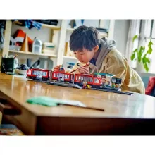 Lego City 60423 Belvárosi villamos és megálló