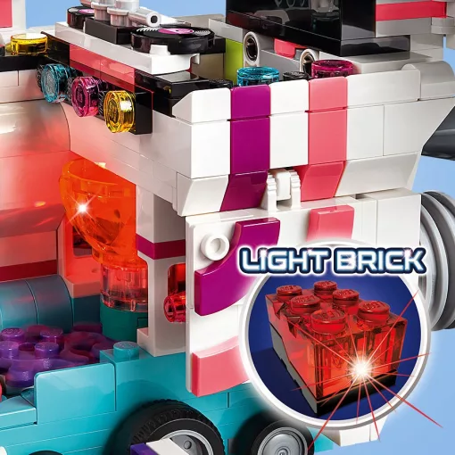 Lego The Movie 2 70828 Előugró partybusz