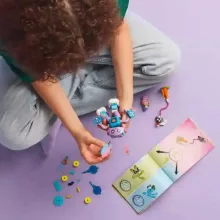 Lego Dreamzzz 71490 Izzie és Bunchurro, a gaming nyuszi