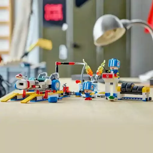 Lego Super Mario 72035 Mario Kart™ – Toad garázsa