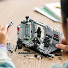 Lego Star Wars 75324 Dark Trooper™ támadás