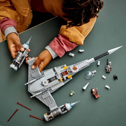 Lego Star Wars 75325 A Mandalóri N-1 vadászgépe
