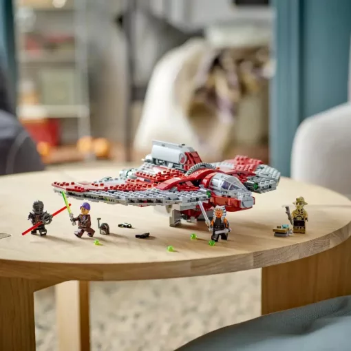 Lego Star Wars 75362 Ahsoka Tano T-6 jedi űrsiklója