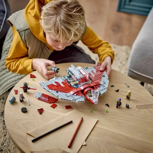 Lego Star Wars 75362 Ahsoka Tano T-6 jedi űrsiklója