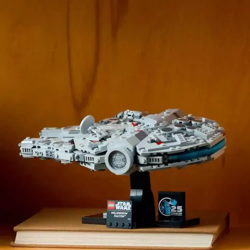Lego Star Wars 75375 Millennium Falcon™ csillaghajó