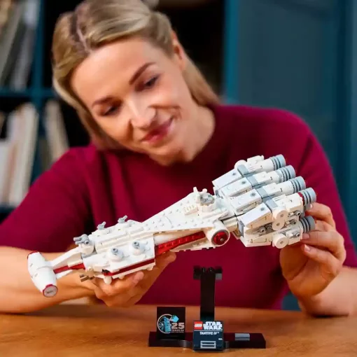 Lego Star Wars 75376 Tantive IV™ csillaghajó