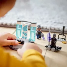 Lego Marvel 76212 Fekete Párduc: Shuri laboratóriuma