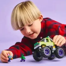 Lego Marvel 76312 Hulk óriás terepjárója vs. Thanos