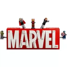 Lego Marvel 76313 MARVEL logó és minifigurák