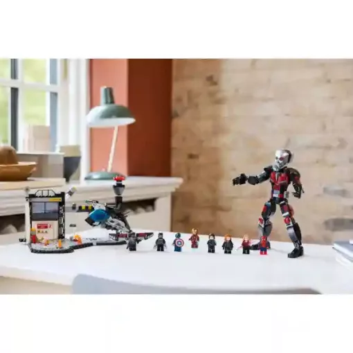 Lego Marvel 76314 Amerika Kapitány: Polgárháború csatajelenet