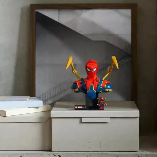 Lego Marvel 76326 Vas Pókember mellszobor