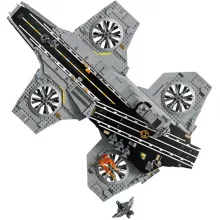 LEGO® Marvel 76354 Bosszúállók: S.H.I.E.L.D. Helicarrier repülő erőd