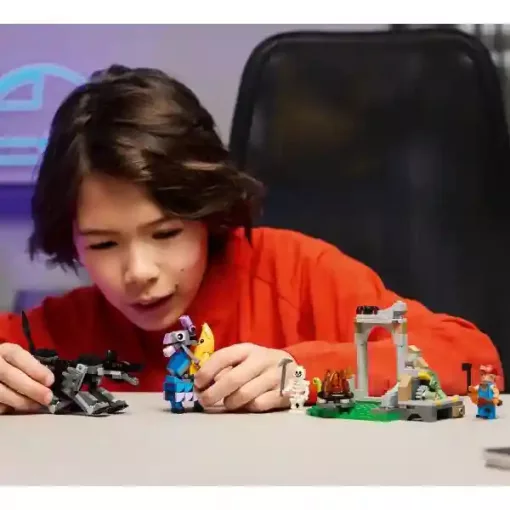 Lego Fortnite 77075 Peely és Sparkplug táborhelye