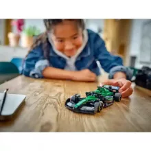 Lego Speed Champions 77245 Aston Martin Aramco F1® AMR24 Formula 1 versenyautó