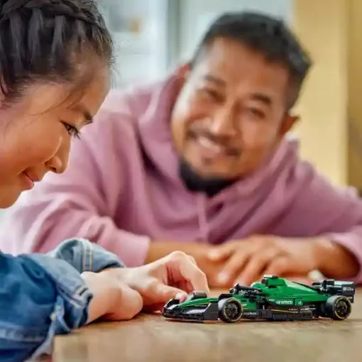 Lego Speed Champions 77245 Aston Martin Aramco F1® AMR24 Formula 1 versenyautó