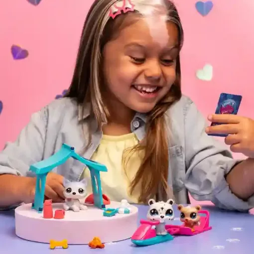 Littlest Pet Shop LPS - Havas nap figurákkal (husky kutya, hópárduc, jegesmedve)