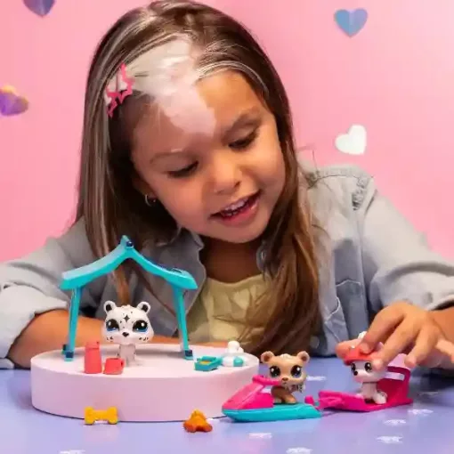 Littlest Pet Shop LPS - Havas nap figurákkal (husky kutya, hópárduc, jegesmedve)