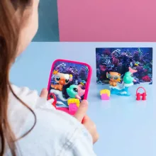 Littlest Pet Shop LPS - Vizes kaland figurákkal (vidra, delfin)