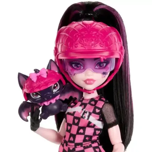 Mattel Monster High Draculaura baba és Vamptastic robogója