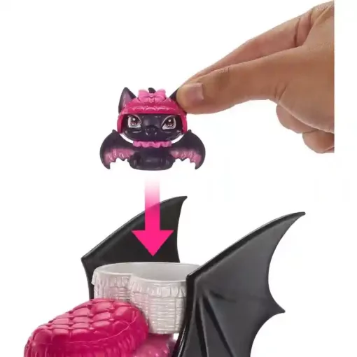 Mattel Monster High Draculaura baba és Vamptastic robogója