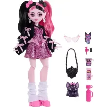 Mattel Monster High Draculaura baba kiegészítőkkel