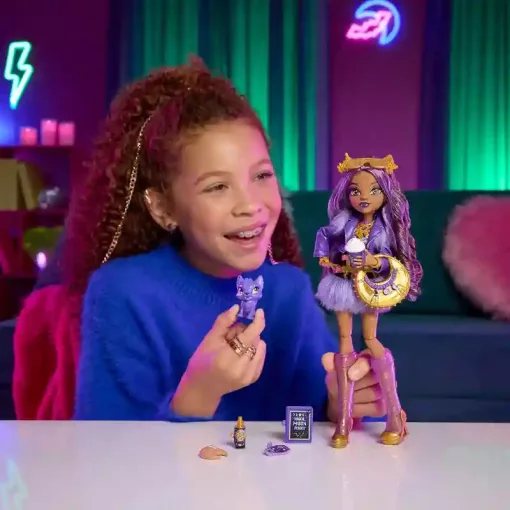 Mattel Monster High Clawdeen Wolf baba kiegészítőkkel