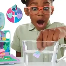 Hasbro Én kicsi pónim: Varázslatos minivilág - Mare Stream lakókocsi pónikkal