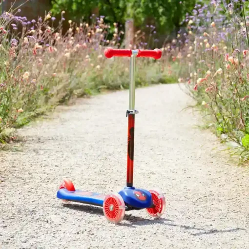 Marvel Pókember fémvázas háromkerekű gyerek roller lábfékkel, LED világítással