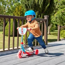 Marvel Póki és csodálatos barátai (Pókember) fémvázas háromkerekű gyerek roller LED világítással