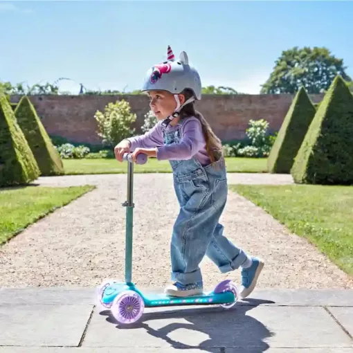 Disney Jégvarázs fémvázas háromkerekű gyerek roller lábfékkel, LED világítással