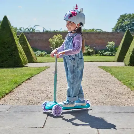 Disney Jégvarázs fémvázas háromkerekű gyerek roller lábfékkel, LED világítással