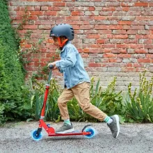 Marvel Pókember fémvázas összecsukható kétkerekű gyerek roller lábfékkel, LED világítással