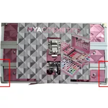 MYA Cosmetics sminkkészlet hordozható kofferben (csomagolássérült-új)