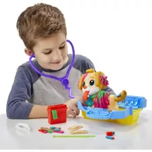 Hasbro Play-Doh állatorvosos gyurmakészlet kiskutyával