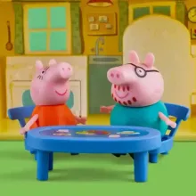 Hasbro Peppa Pig - Peppa malac családi háza figurákkal és kiegészítőkkel