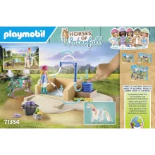 Playmobil 71354 Horses of Waterfall - Isabella és Lioness lómosóval