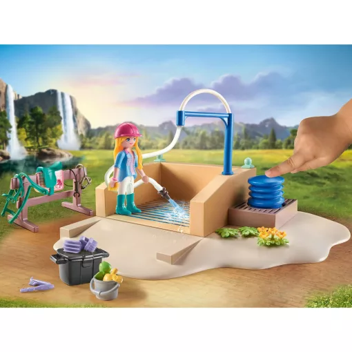 Playmobil 71354 Horses of Waterfall - Isabella és Lioness lómosóval