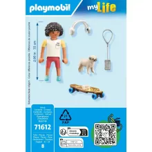 Playmobil 71612 Gördeszkás fiú kiskutyával