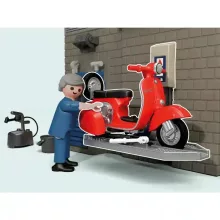 Playmobil 71620 '60-as évekbeli Vespa szervíz piros robogóval 