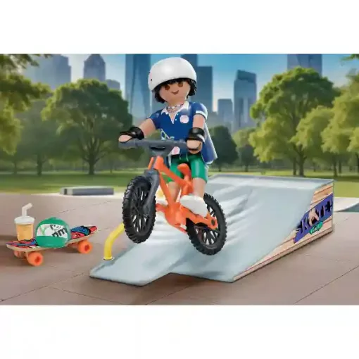 Playmobil 71798 Gördeszkás és biciklis rámpával