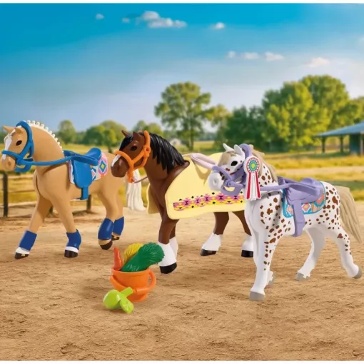 PLAYMOBIL 72133 Három gyűjthető ló felszereléssel