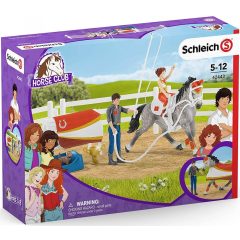 Schleich 42443 Mia lovastorna lovaglókészlete
