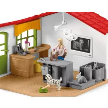 Schleich 42502 Állatorvosi rendelő csikóval és háziállatokkal