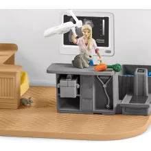 Schleich 42502 Állatorvosi rendelő csikóval és háziállatokkal