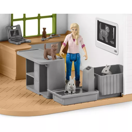 Schleich 42502 Állatorvosi rendelő csikóval és háziállatokkal